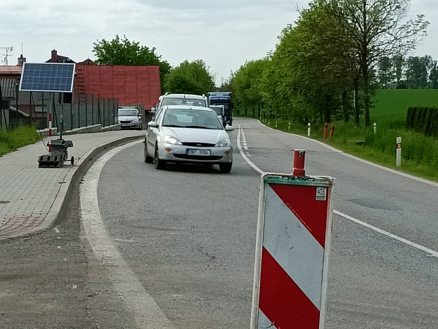 Cesta z Brodu do Žďáru: řidiče čeká dlouhé čekání v kolonách a semafory