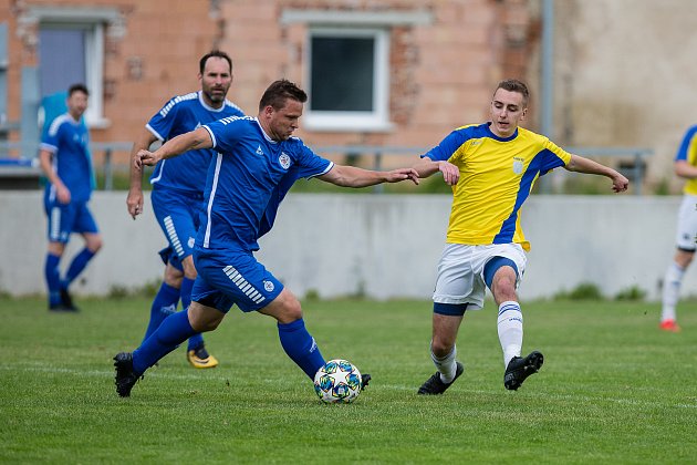 Nová Ves zná vyzyvatele. Fotbalisté Světlé postoupili do finále poháru bez boje