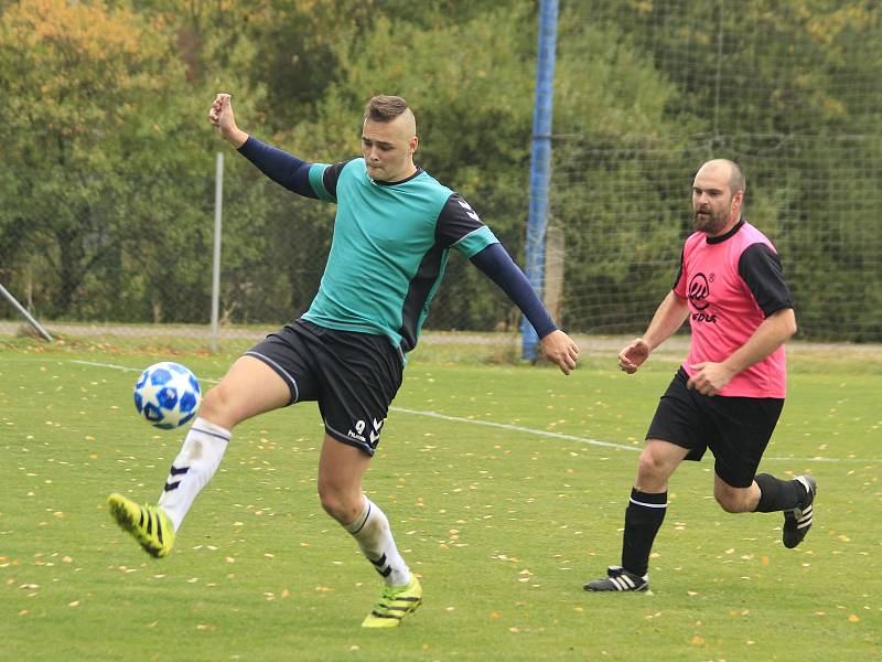 Fotbalisté Pohledu porazili Lučici jednoznačně 7:1 a tři kola před koncem sezony potřebují ke konečnému prvnímu místu dva body a k jistotě postupu bod.