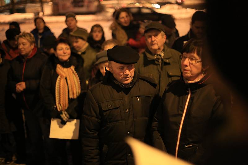 Ve středu 12. prosince se koledy nesly také Světlou nad Sázavou.