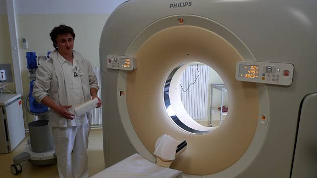 Nový přístroj patří k nejmodernějším CT systémům. Přináší pacientům i nemocnici mnoho výhod. 