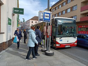 Rekonstrukce ulice Dobrovského v Havlíčkově Brodě změnila trasy některých městských autobusů.