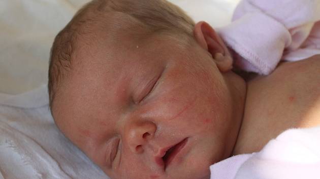 Ella Heřmánková, Havlíčkův Brod, 7. 4. 2015, 3 190 g