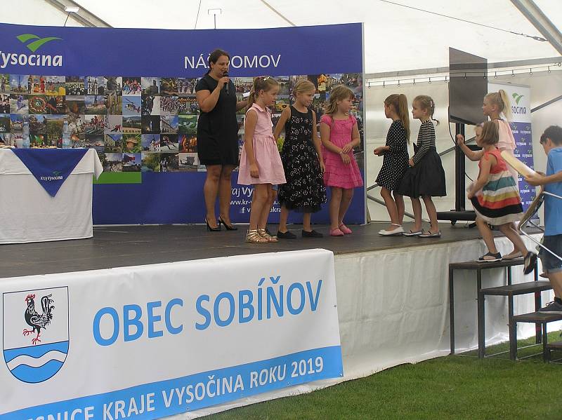 VESNICE ROKU. Sobíňov má důvod slavit, obec oslovila porotu hlavně společenským životem a smělými plány do budoucna.