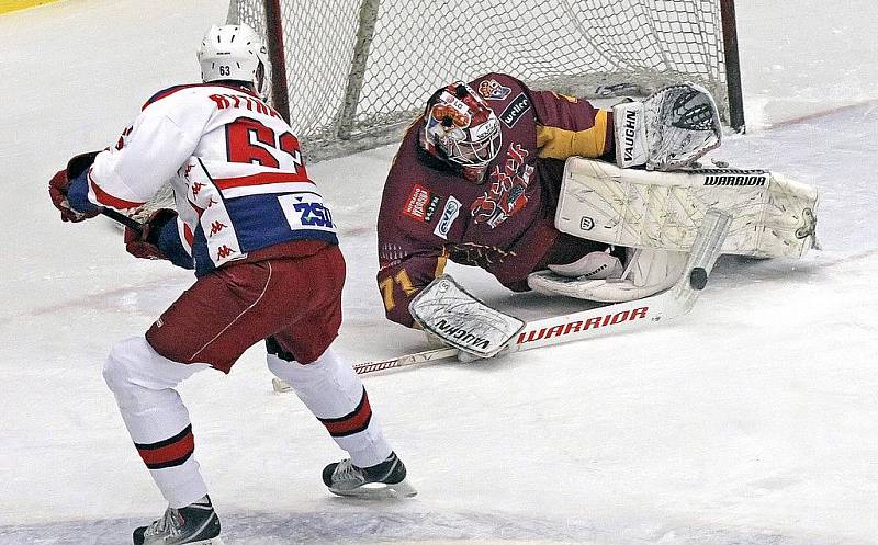 Z hokejového utkání HC Dukla Jihlava - HC Rebel Havlíčkův Brod.