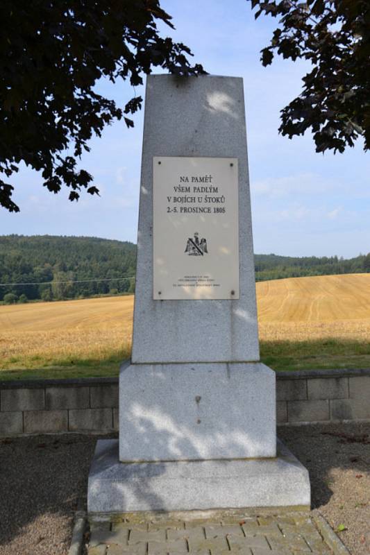 Bitvu připomíná pomník mezi Štoky a Jihlavou.