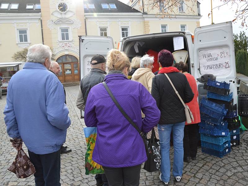 Farmářské trhy ve Světlé nad Sázavou.