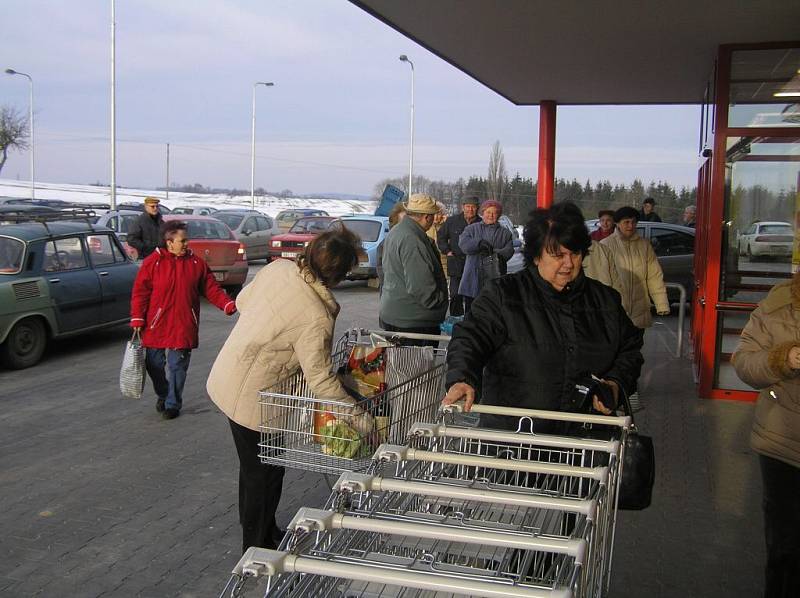 V Ledči nad Sázavou začal fungovat nový Penny market, který je vůbec prvním diskontem ve městě.