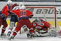 Brodští hokejisté zakončili prvoligové boje ve čtvrtfinále s Chomutovem, přesto stále trénují.