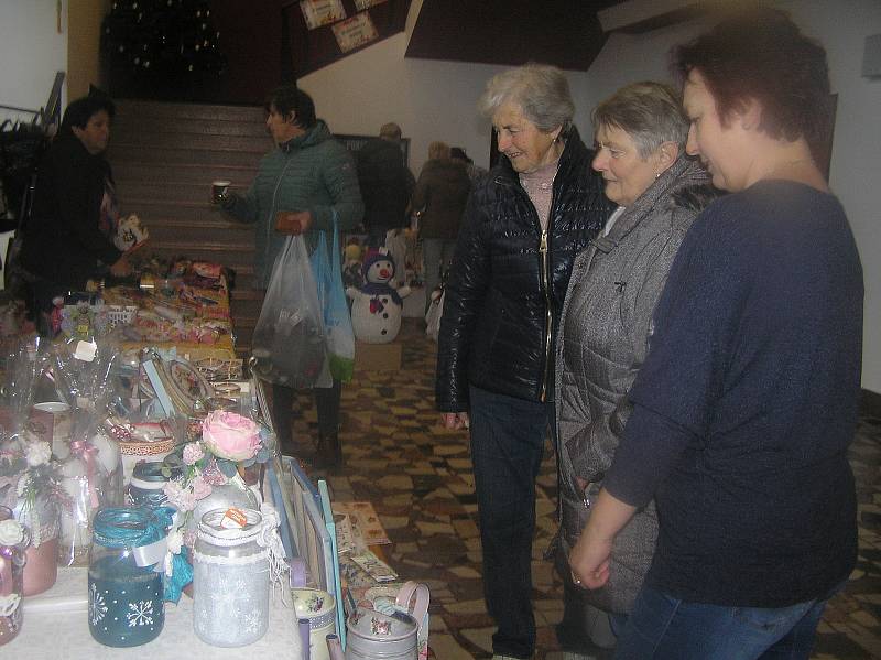 Vánoční jarmark v Přibyslavi.