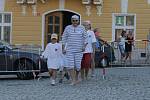 V rámci turnaje beach volleyball cup se v exhibičním utkání Poulíček - Váchová představili také brodští radní.