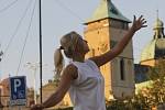 V rámci turnaje beach volleyball cup se v exhibičním utkání Poulíček - Váchová představili také brodští radní.