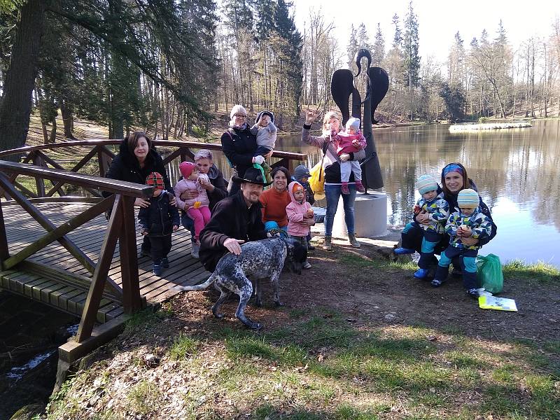 MC Rolnička při úklidové akci Čistá Vysočina. Foto: Marie Mašková