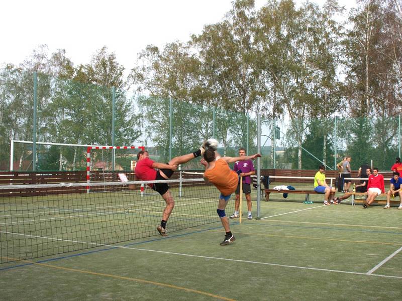 Letos se turnaj „Pohodových trojek o putovní pohár Města Ždírec nad Doubravou“  konal provizorně na hřištích ve Vítanově. 