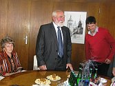 Václavu Šrámkovi by osmdesátku nikdo nehádal i v tomto věku bývalý starosta denně pracuje na svém soukromém statku.