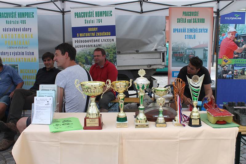 Řemesla. Minifestival řemesel představil střední odborné školy z Vysočiny a jejich tvorbu. Bylo co obdivovat.