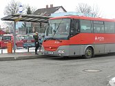 Autobusy společnosti Arriva nemá kdo řídit