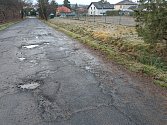 Silnice z Malčína do Tisu je v havarijním stavu