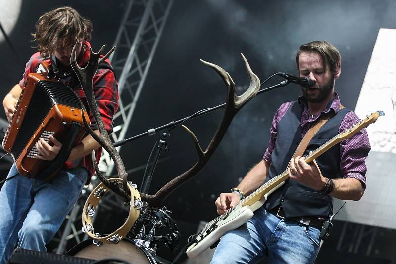 Druhý den sedmnáctého ročníku hudebního festivalu Sázavafest ve Světlé nad Sázavou.