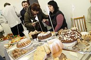 Amatérští pekaři a cukráři měli opět dostaveníčko ve Svatém Kříži