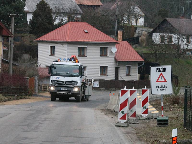 Ve Stříbrných Horách pokračují stavební práce.