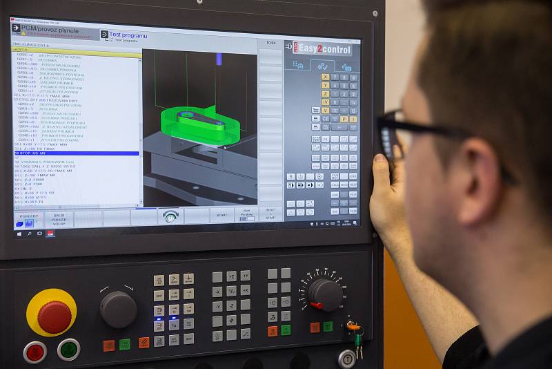 Slavnostní otevření Centra moderních technologií na VVOŠ, OA a SOUT Chotěboř