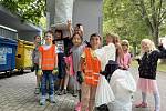 Žáci v Brodě začali úklidem. V okolí školy vysbírali sto kilo odpadků