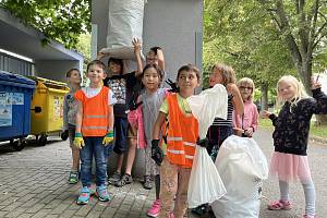 Žáci základní školy v Havlíčkově Brodě uklízeli svět.