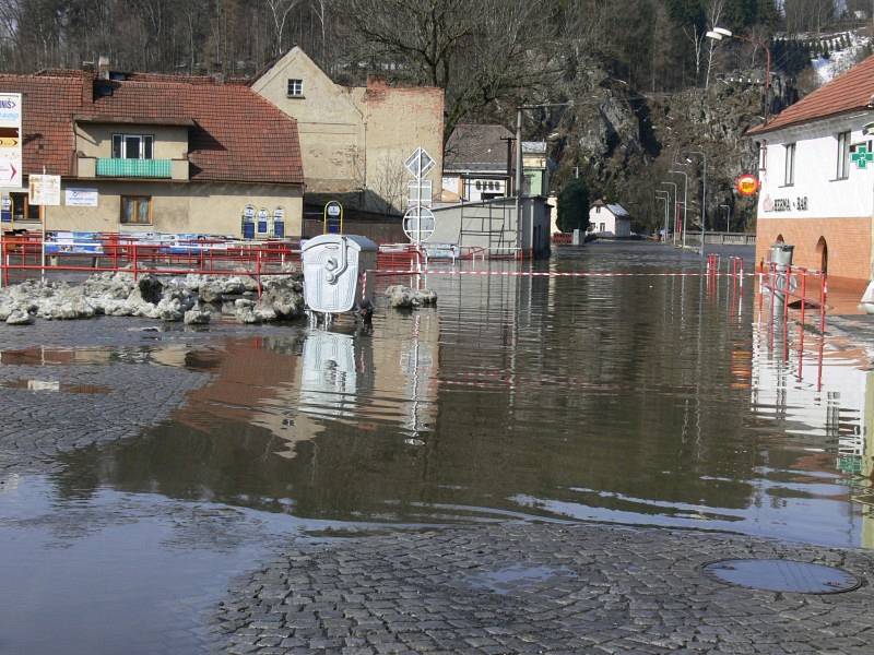 Záplavy na jaře 2006 na Vysočině.