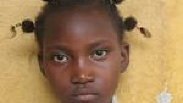 Fina Camara. Dívka z Guineje, kterou adoptovali žáci  přibyslavské školy.