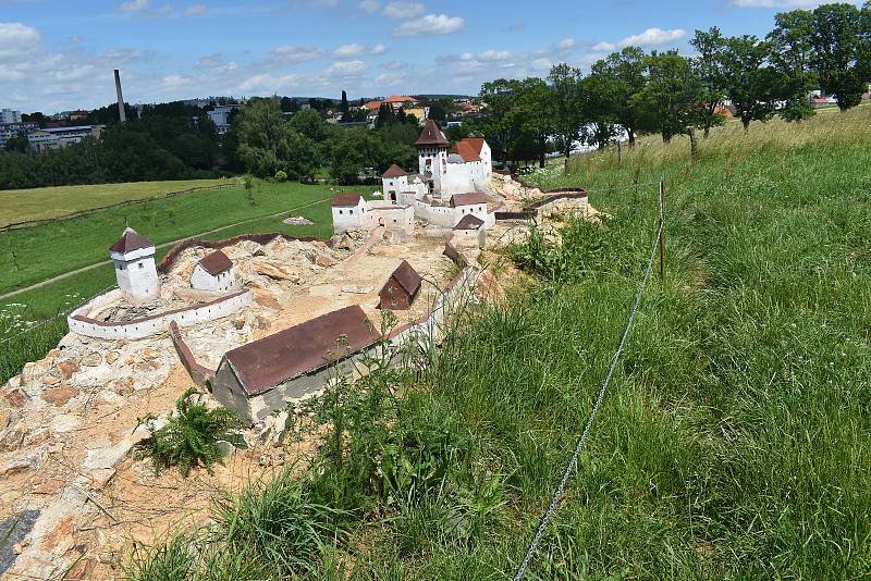 Slavnostní otevření parku miniatur v Bystřici nad Pernštejnem se bude konat 30. června.