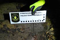 Více jak čtyřicetikilový předmět připomínající munici našel muž v lese v katastru obce Mírovka.