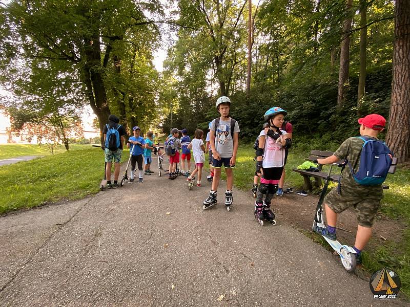 Léto plné zážitků slibují příměstské tábory v Třebíči, Dačicích a Telči.