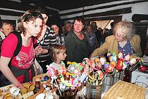 Tradiční velikonoční program přilákal do skanzenu na Veselém Kopci tisíce lidí.