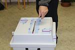 Voliči přišli k urnám  i v obci Orel na Chrudimsku