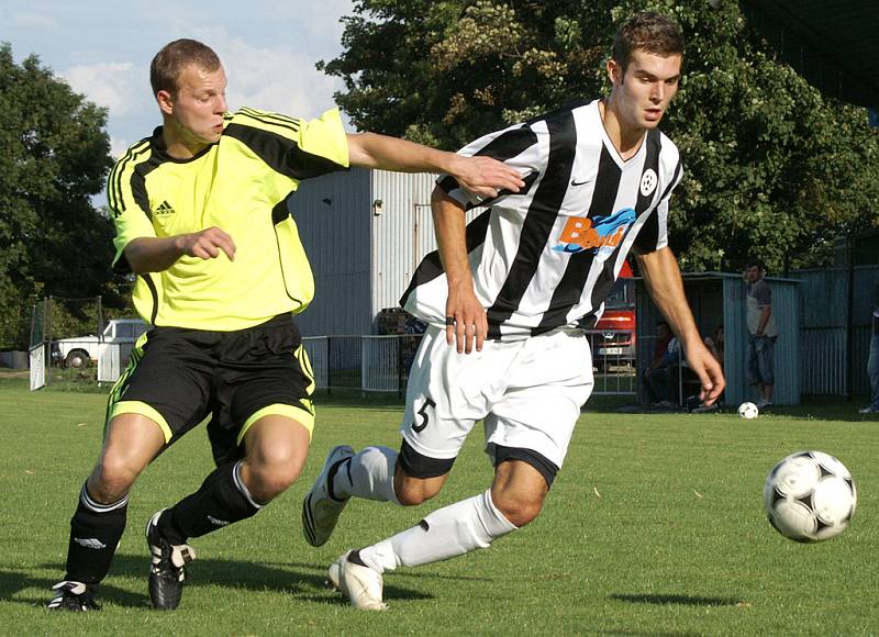 Z fotbalového utkání SK Chrudim - Žamberk 0:2.