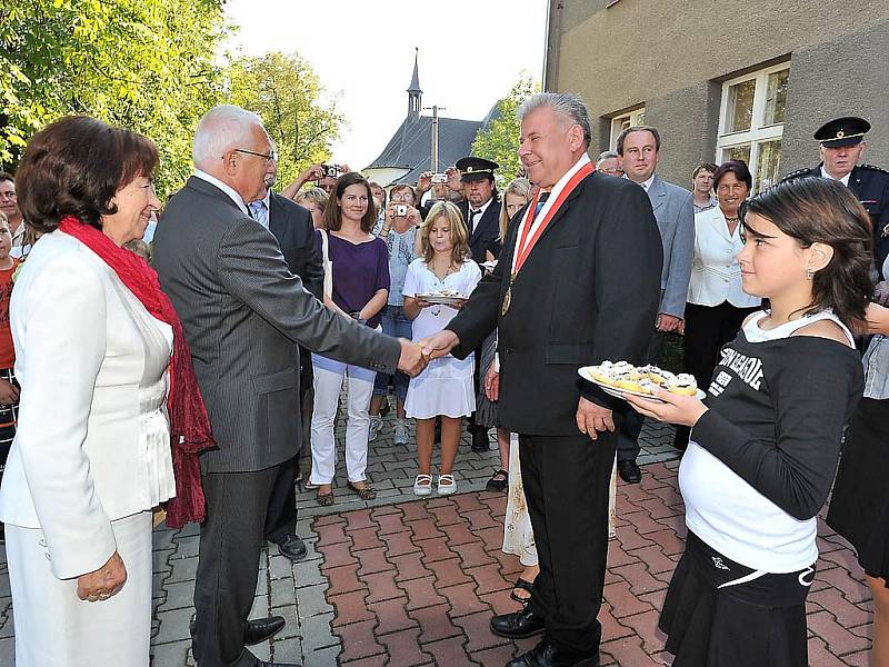 Prezident Václav Klaus při návštěvě Chrudimska. 