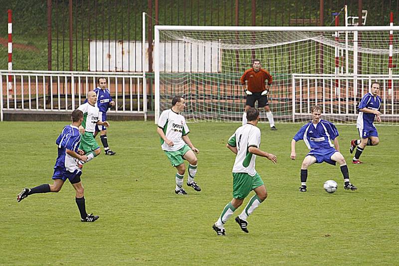 Všechny body si z Hlinska odvezl již dopředu mnohými odepisovaný celek Lanškrouna. 