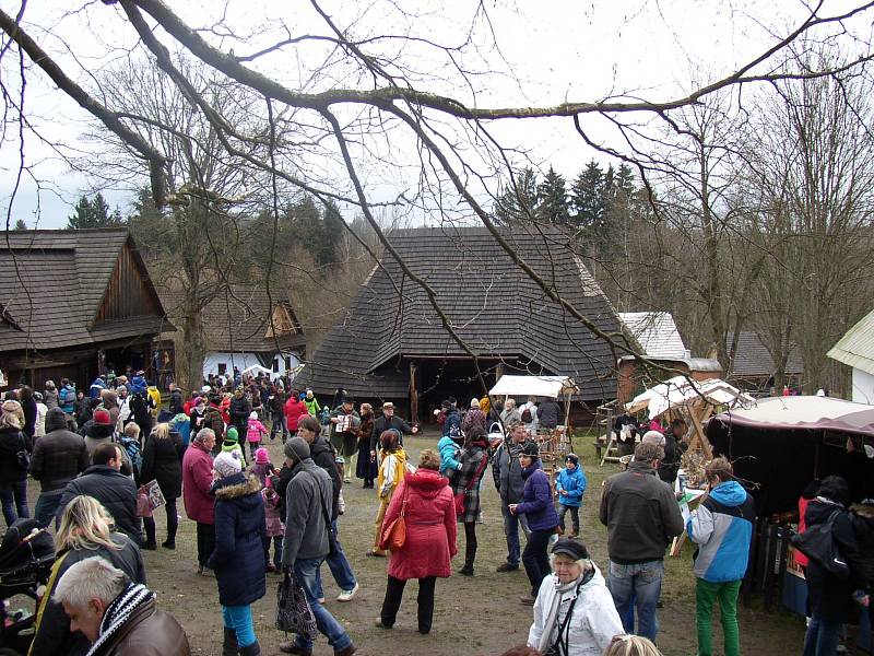O víkendu zakončí vánoční výstavu na Veselém Kopci i letošní návštěvnickou sezónu Předvánočním jarmarkem.
