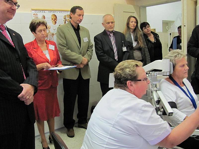 Nové přístroje slouží v Hamzově léčebně v Luži k rehabilitaci pacientů.