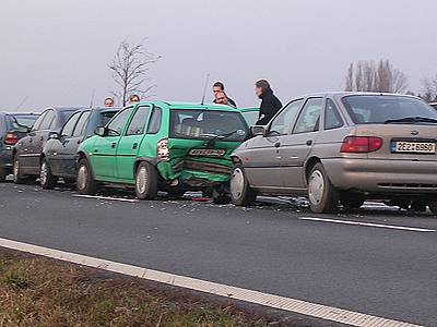 Srážka komplikovala delší dobu dopravu.