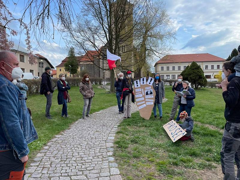 Protizemanovská demonstrace v Proseči na Chrudimsku