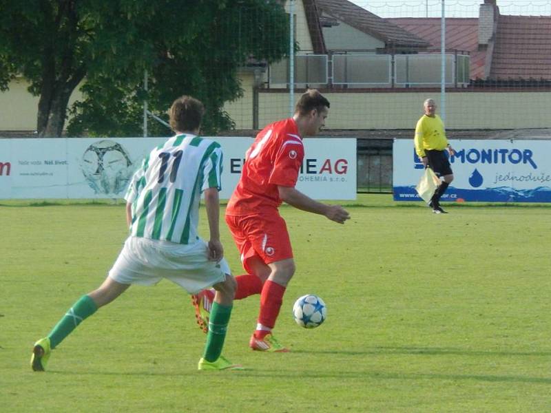 Okresní derby Chrudimi a Načešic nabídlo před početnou diváckou kulisou napínavý duel se spoustou branek.