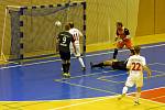  Poprvé v kalendářním roce 2013 se představil v místní sportovní hale úřadující futsalový mistr Era-Pack Chrudim, který sehrál proti nováčkovi nejvyšší soutěže z moravské metropole Helasu Brno další utkání Chance Futsal Ligy a porazil ho 8:1.