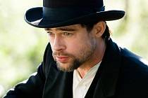 Brad Pitt si ve filmu The Assassination of Jesse James by the Coward Robert Ford zahrál roli Jesseho Jamese.