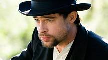 Brad Pitt si ve filmu The Assassination of Jesse James by the Coward Robert Ford zahrál roli Jesseho Jamese.