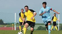 Z fotbalového utkání Stolany – FK Pardubice B 1:1.