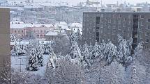 Chrudimské sochy a zákoutí pod sněhovou peřinou.