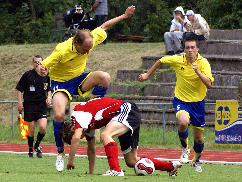 V prvním kole fotbalové divize C prohráli AFK Chrudim doma se Živanicemi 0:2.