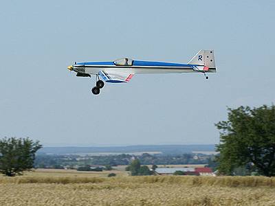 Akrobatické modely letadel míří do Zaječic.